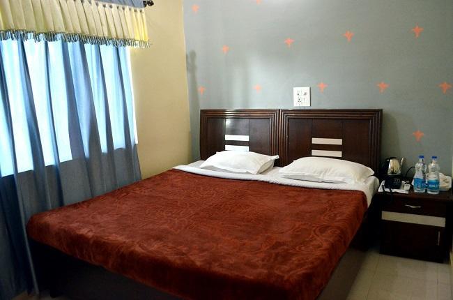 Kangs Nirvana Resorts And Spa Mahalpur Exterior photo